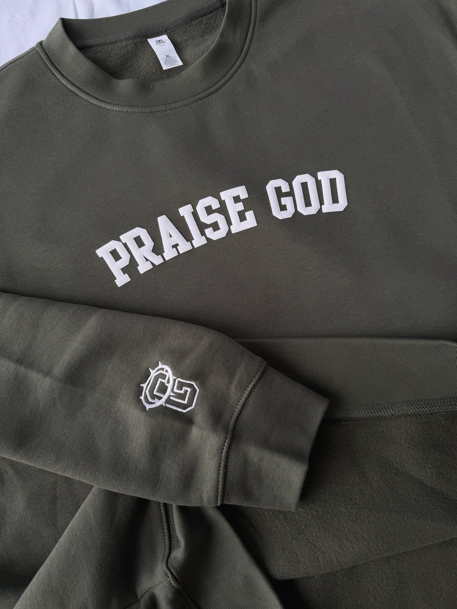 Hoodies & Sweats